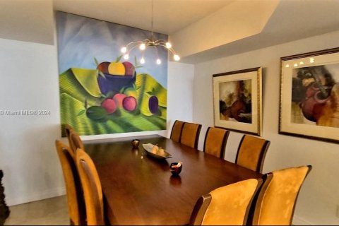 Condominio en venta en Aventura, Florida, 3 dormitorios, 173.26 m2 № 1863491 - foto 15