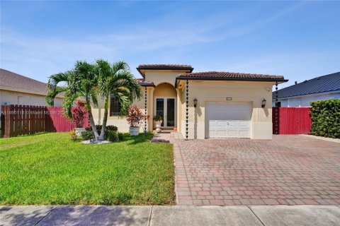 Villa ou maison à vendre à Homestead, Floride: 3 chambres, 145.86 m2 № 1939025 - photo 1