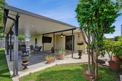 Villa ou maison à vendre à Homestead, Floride: 3 chambres, 145.86 m2 № 1939025 - photo 22