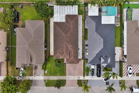 Villa ou maison à vendre à Homestead, Floride: 3 chambres, 145.86 m2 № 1939025 - photo 15