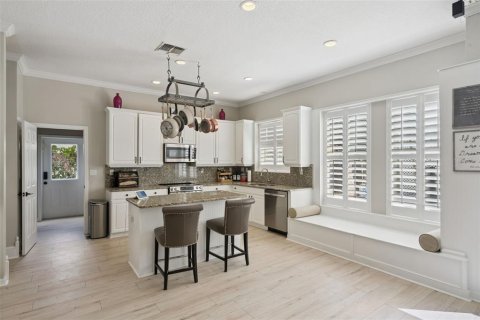 House in Celebration, Florida 5 bedrooms, 341.42 sq.m. № 2157319 - photo 24