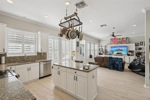 House in Celebration, Florida 5 bedrooms, 341.42 sq.m. № 2157319 - photo 19