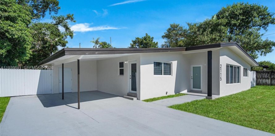 Дом в Майами, Флорида 3 спальни, 146.41м2 № 1996889