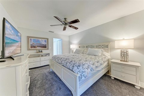 House in Sarasota, Florida 2 bedrooms, 137.68 sq.m. № 2394310 - photo 26