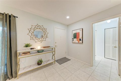 House in Sarasota, Florida 2 bedrooms, 137.68 sq.m. № 2394310 - photo 4