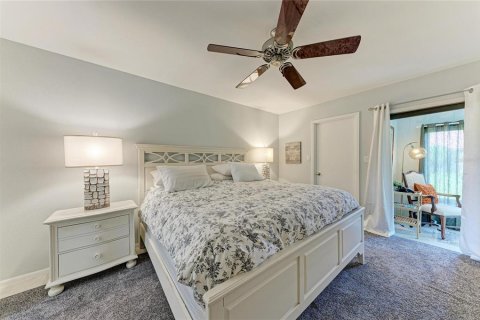 House in Sarasota, Florida 2 bedrooms, 137.68 sq.m. № 2394310 - photo 25