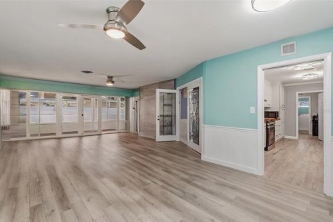 Villa ou maison à vendre à Saint Petersburg, Floride: 4 chambres, 179.86 m2 № 2113837 - photo 14