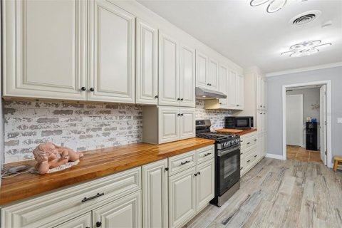 Villa ou maison à vendre à Saint Petersburg, Floride: 4 chambres, 179.86 m2 № 2113837 - photo 9