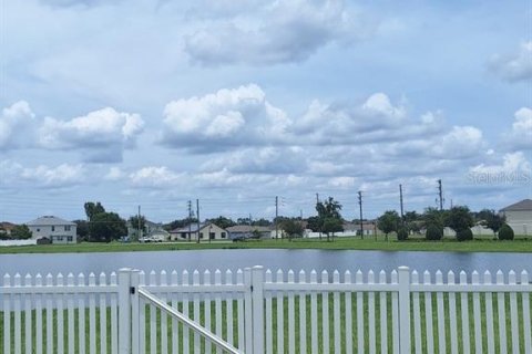 House in Kissimmee, Florida 4 bedrooms, 172.24 sq.m. № 1828150 - photo 10
