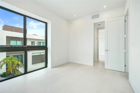 Touwnhouse à vendre à Dania Beach, Floride: 3 chambres, 189.52 m2 № 2414471 - photo 23