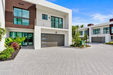 Touwnhouse à vendre à Dania Beach, Floride: 3 chambres, 189.52 m2 № 2414471 - photo 16