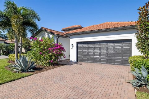 Villa ou maison à vendre à Bradenton, Floride: 3 chambres, 187.29 m2 № 2419213 - photo 3