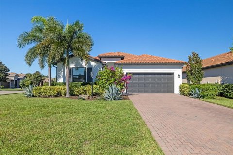 Villa ou maison à vendre à Bradenton, Floride: 3 chambres, 187.29 m2 № 2419213 - photo 2