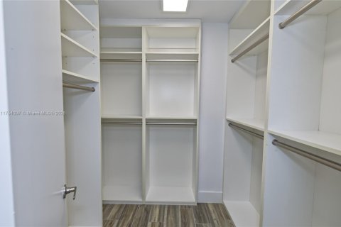 Copropriété à louer à Aventura, Floride: 1 chambre, 93.37 m2 № 1860365 - photo 22