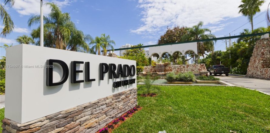 Condo à Aventura, Floride, 1 chambre  № 1860365