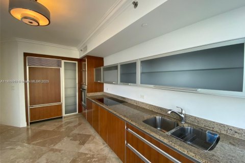 Condo in Sunny Isles Beach, Florida, 3 bedrooms  № 1953396 - photo 6