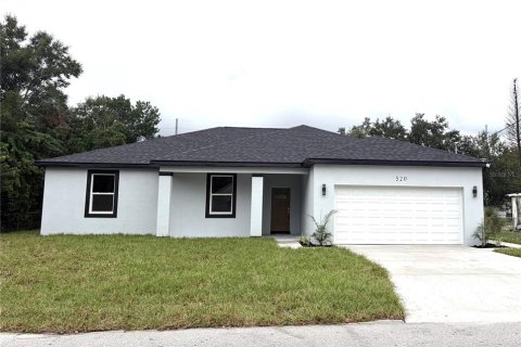 Villa ou maison à Auburndale, Floride 4 chambres, 183.76 m2 № 2422706