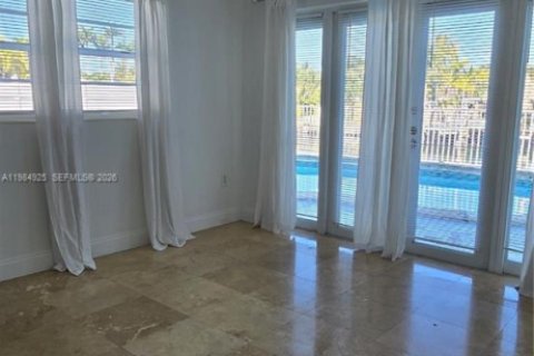 Снять в аренду кондоминиум в Норт-Майами, Флорида 1 спальня, 52.3м2, № 2045893 - фото 21