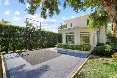 Villa ou maison à vendre à Miami Beach, Floride: 4 chambres, 221.48 m2 № 2064068 - photo 23