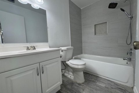 Townhouse in Orlando, Florida 3 bedrooms, 120.22 sq.m. № 2150634 - photo 13