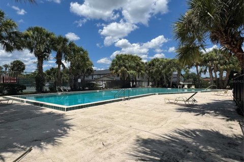 Townhouse in Orlando, Florida 3 bedrooms, 120.22 sq.m. № 2150634 - photo 17