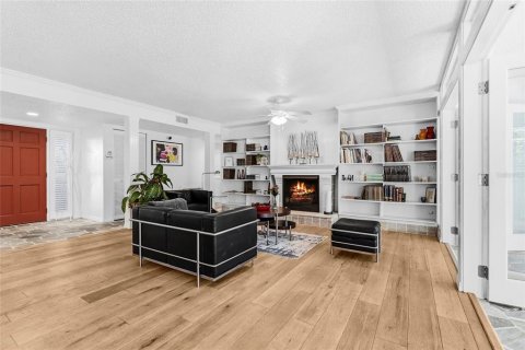 Купить кондоминиум в Сарасота, Флорида 9 комнат, 134.71м2, № 2099786 - фото 20