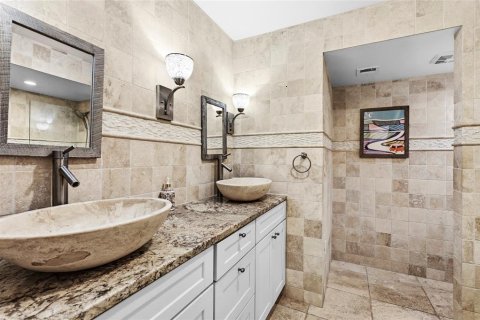 Купить кондоминиум в Сарасота, Флорида 9 комнат, 134.71м2, № 2099786 - фото 12