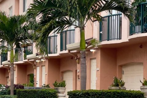 Touwnhouse à louer à Fort Lauderdale, Floride: 1 chambre, 81.57 m2 № 2078499 - photo 15