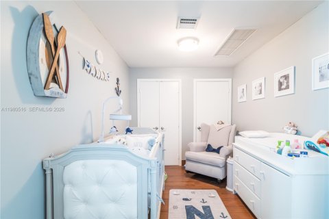 Condo in Miami, Florida, 1 bedroom № 2089943 - photo 10
