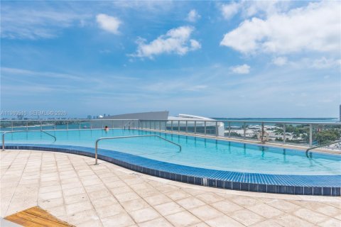 Condo in Miami, Florida, 1 bedroom № 2089943 - photo 18