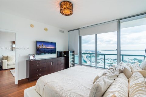 Condo in Miami, Florida, 1 bedroom № 2089943 - photo 5