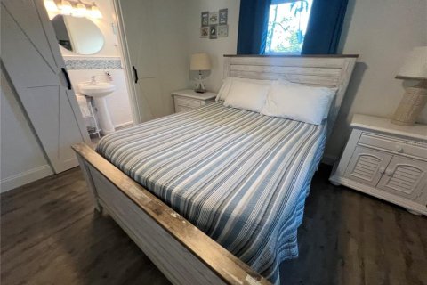Villa ou maison à louer à Bradenton, Floride: 2 chambres, 157.93 m2 № 2110459 - photo 20