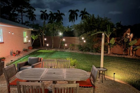 Villa ou maison à louer à Bradenton, Floride: 2 chambres, 157.93 m2 № 2110459 - photo 14