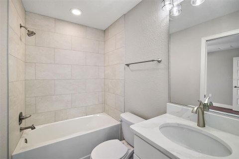Villa ou maison à vendre à Dunnellon, Floride: 4 chambres, 185.99 m2 № 1722657 - photo 2