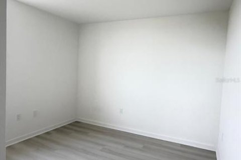 Condo in Orlando, Florida, 3 bedrooms  № 2239763 - photo 16
