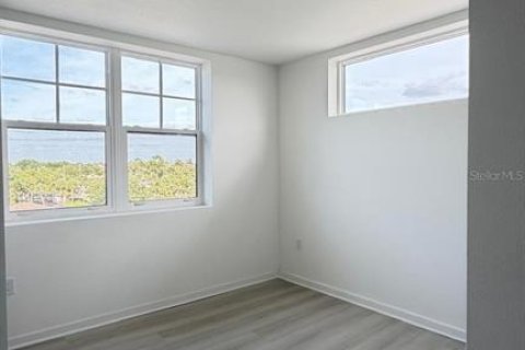 Condo in Orlando, Florida, 3 bedrooms  № 2239763 - photo 10