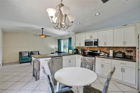 Villa ou maison à vendre à Sunrise, Floride: 3 chambres, 172.15 m2 № 1957487 - photo 16