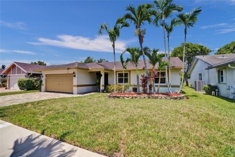 Villa ou maison à vendre à Sunrise, Floride: 3 chambres, 172.15 m2 № 1957487 - photo 4