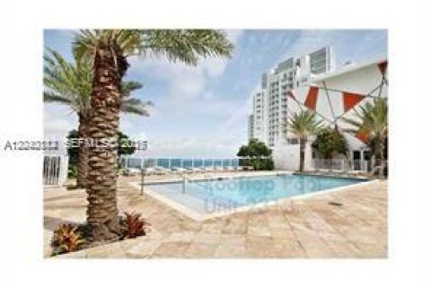 Condo in Miami, Florida, 1 bedroom  № 2086423 - photo 19