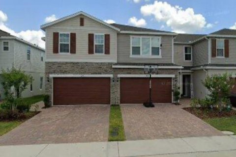 Townhouse in CYPRESS HAMMOCK in Kissimmee, Florida 4 bedrooms, 174.28 sq.m. № 2421663