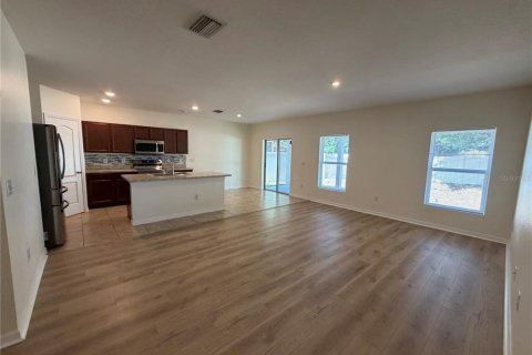 Casa en alquiler en Gibsonton, Florida, 3 dormitorios, 132.94 m2 № 2156507 - foto 2