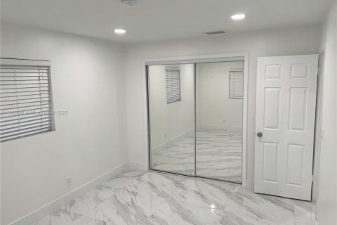 Villa ou maison à louer à Dania Beach, Floride: 4 chambres, 142.14 m2 № 1858718 - photo 20