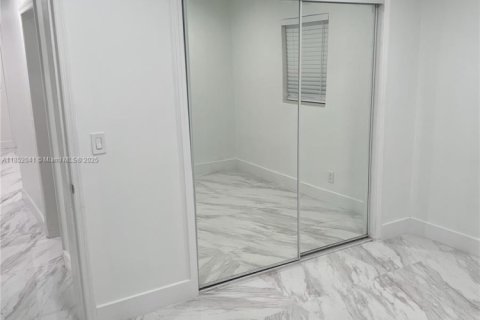 Villa ou maison à louer à Dania Beach, Floride: 4 chambres, 142.14 m2 № 1858718 - photo 16