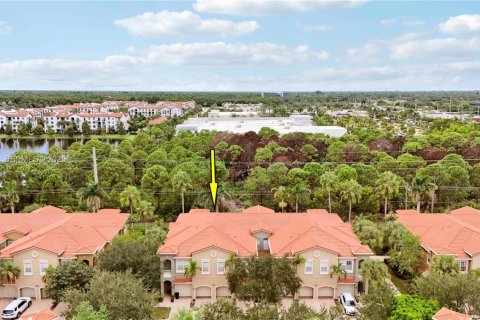Condo in Palm Beach Gardens, Florida, 2 bedrooms  № 2392344 - photo 5