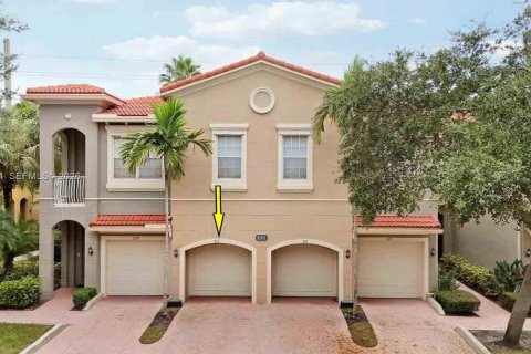 Condo in Palm Beach Gardens, Florida, 2 bedrooms № 2392344