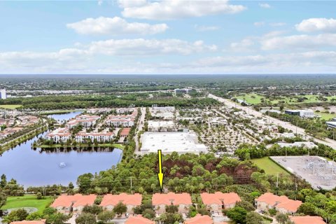 Condo in Palm Beach Gardens, Florida, 2 bedrooms  № 2392344 - photo 9