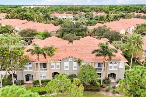 Condo in Palm Beach Gardens, Florida, 2 bedrooms  № 2392344 - photo 26