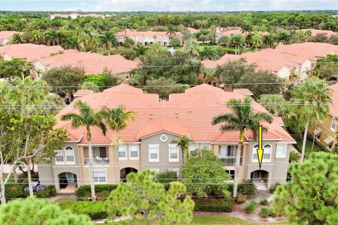 Condo in Palm Beach Gardens, Florida, 2 bedrooms  № 2392344 - photo 25