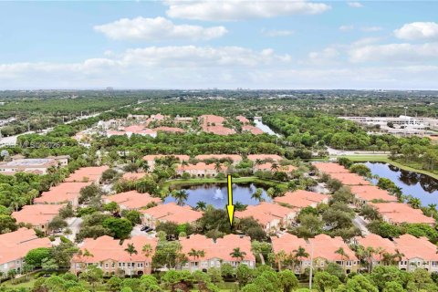 Condo in Palm Beach Gardens, Florida, 2 bedrooms  № 2392344 - photo 19