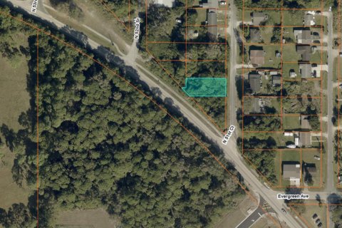 Propiedad comercial en St. Lucie, Florida № 2158291